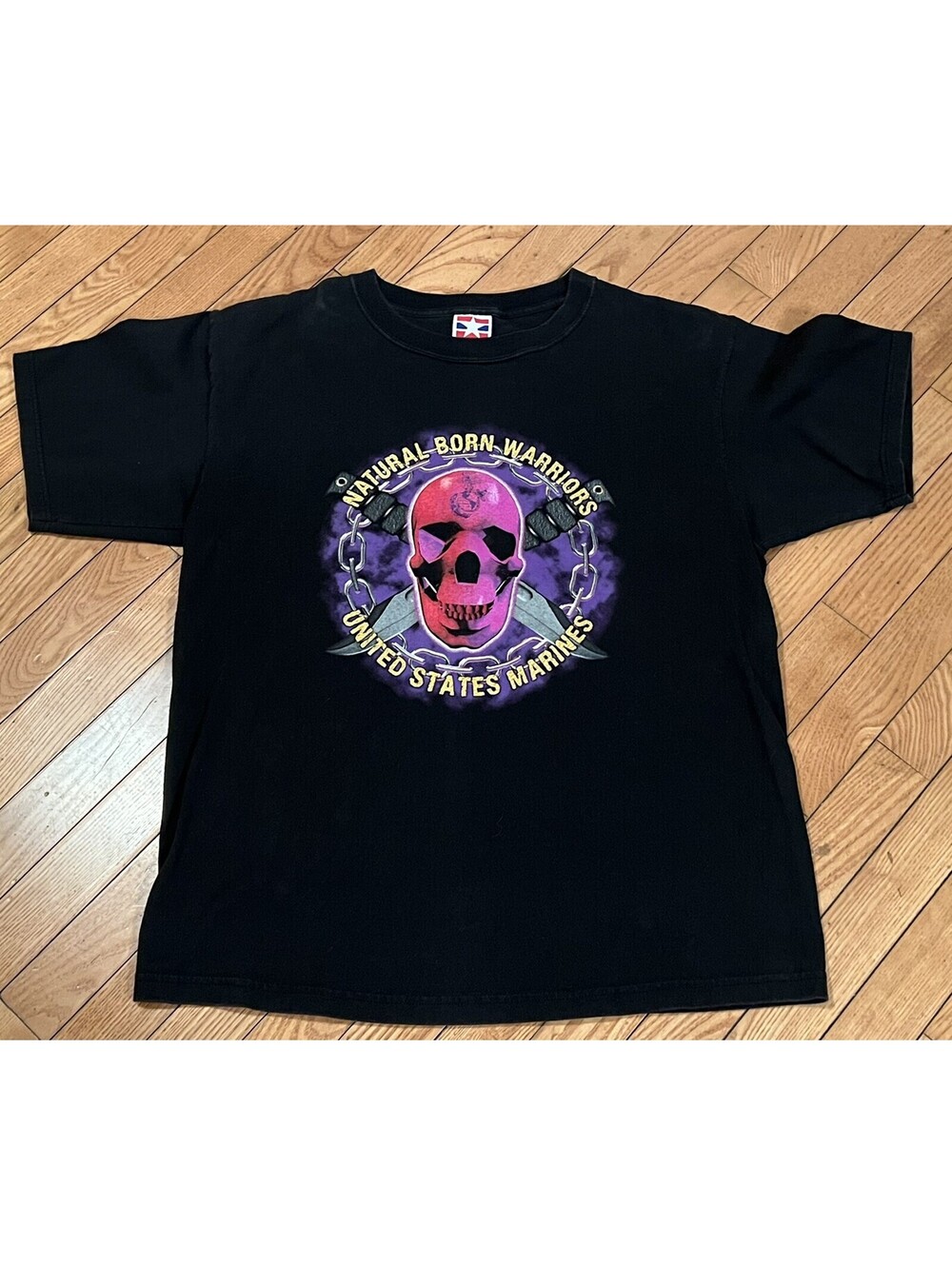 Rare, 90s Vintage Marine Skull T-shirt  "Natural Born Warriors" Size Large